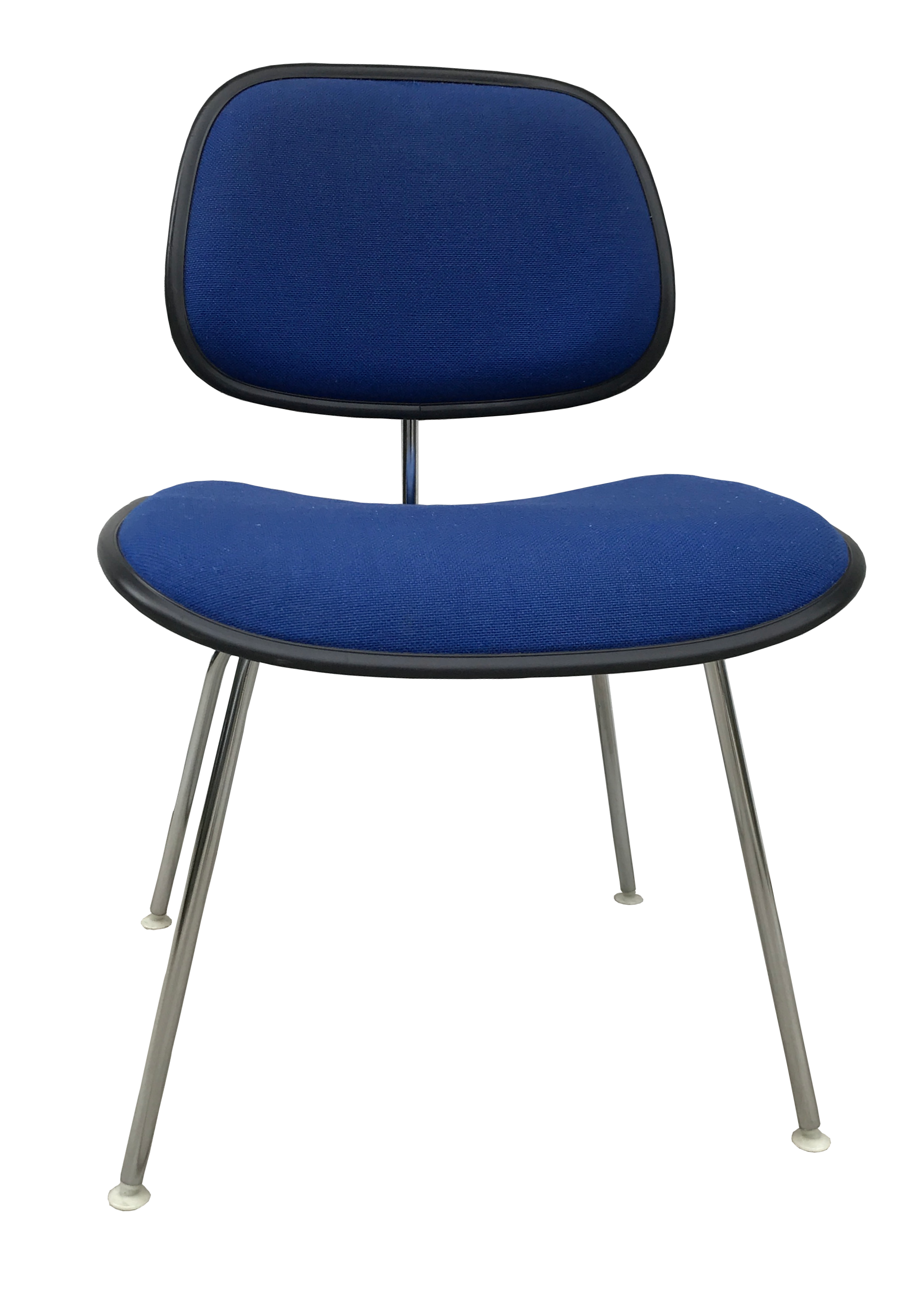 Eames chair.png