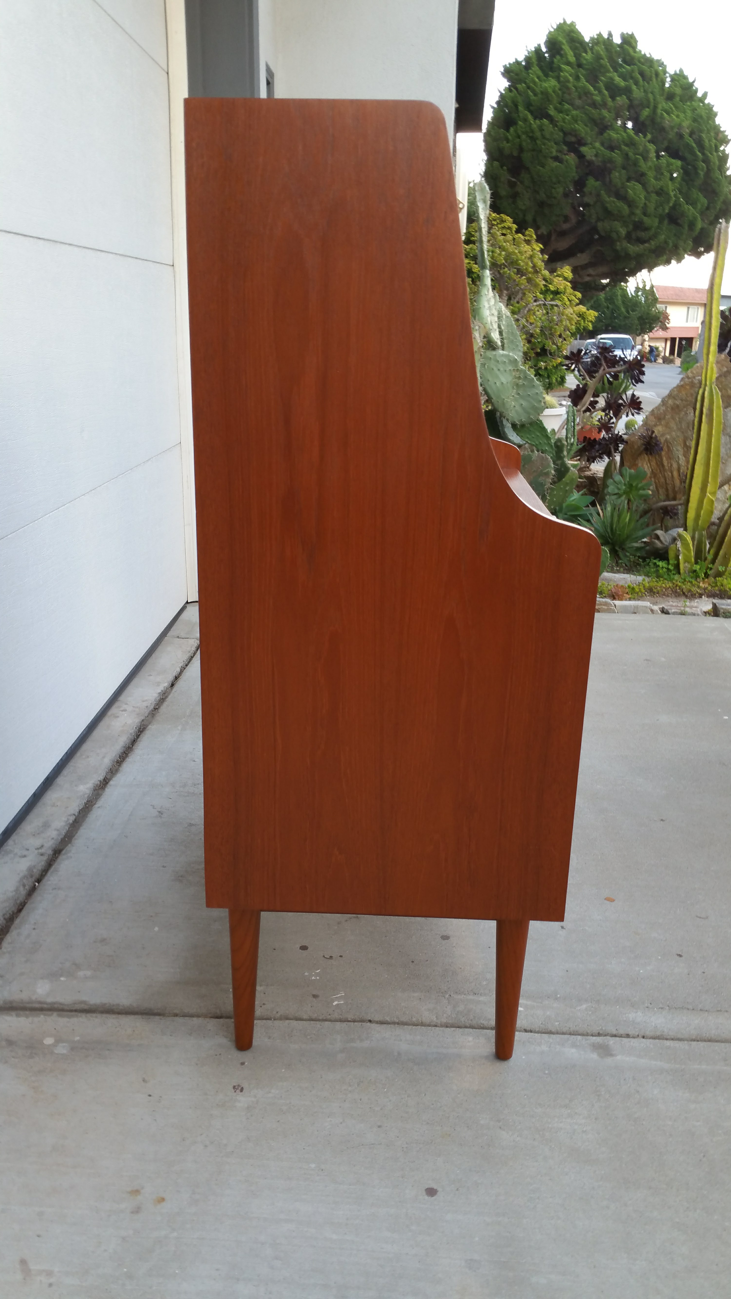 tibergaard-denmark-teak-drop-front-desk-2465.png