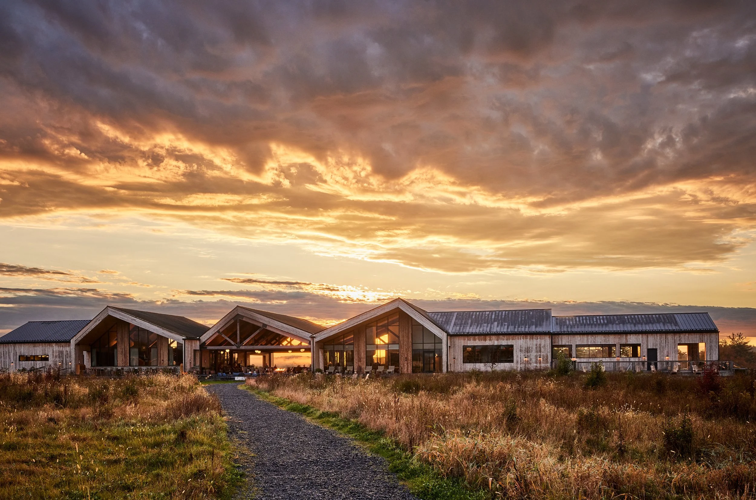 NoeDeWitt_Auberge_WildflowerFarms_Copyright-2024_024.jpg