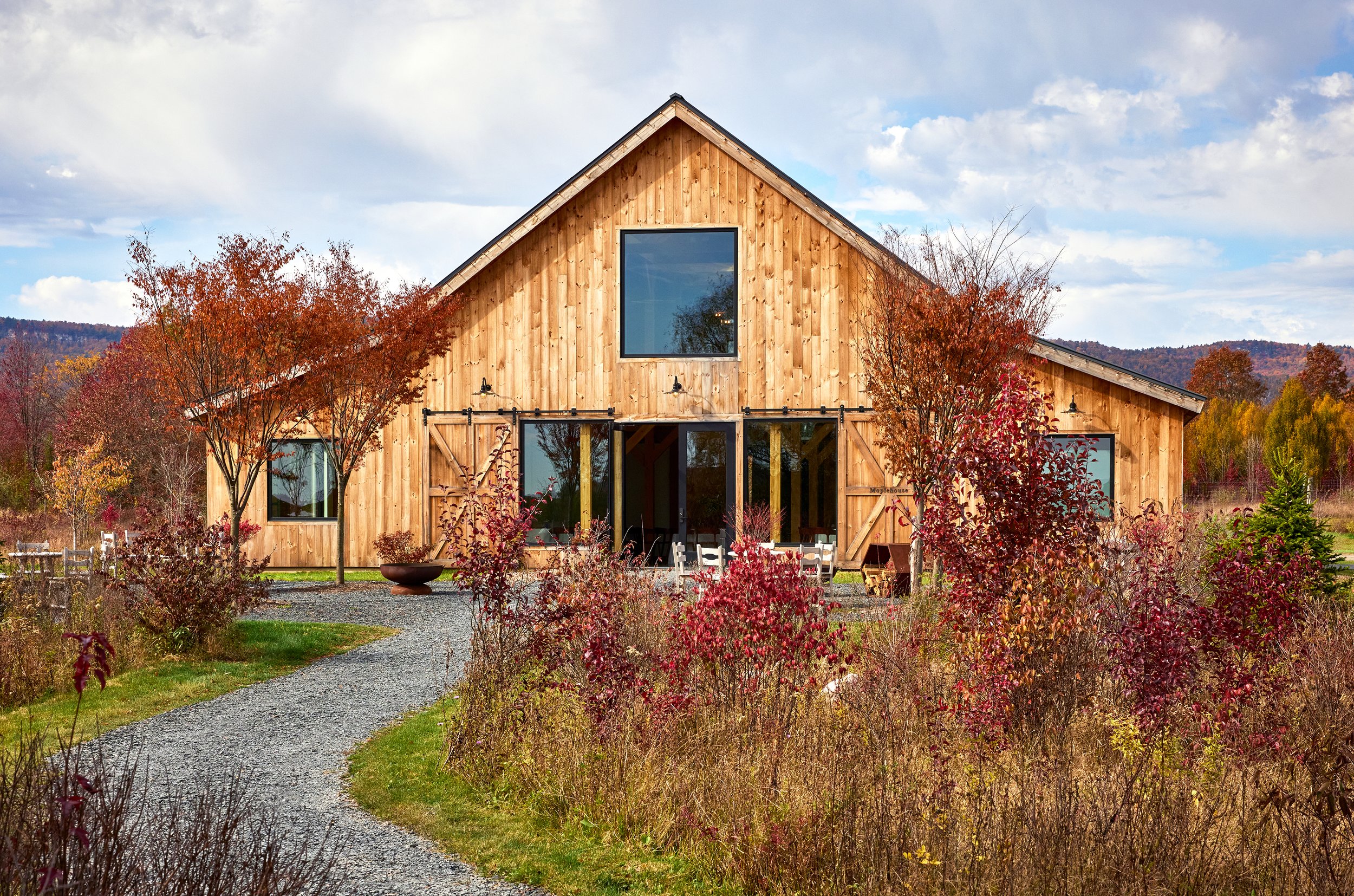 NoeDeWitt_Auberge_WildflowerFarms_Copyright-2024_030.jpg