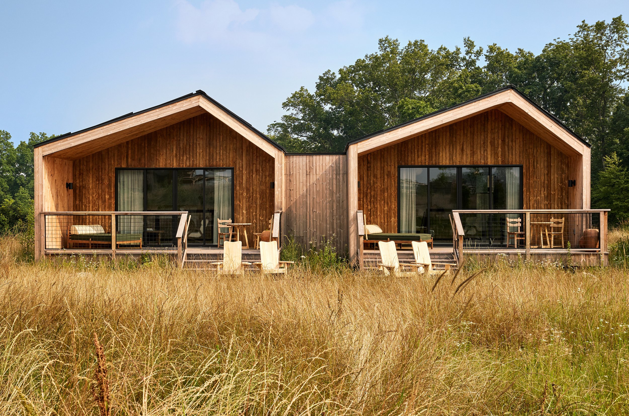 NoeDeWitt_Auberge_WildflowerFarms_Copyright-2024_039.jpg