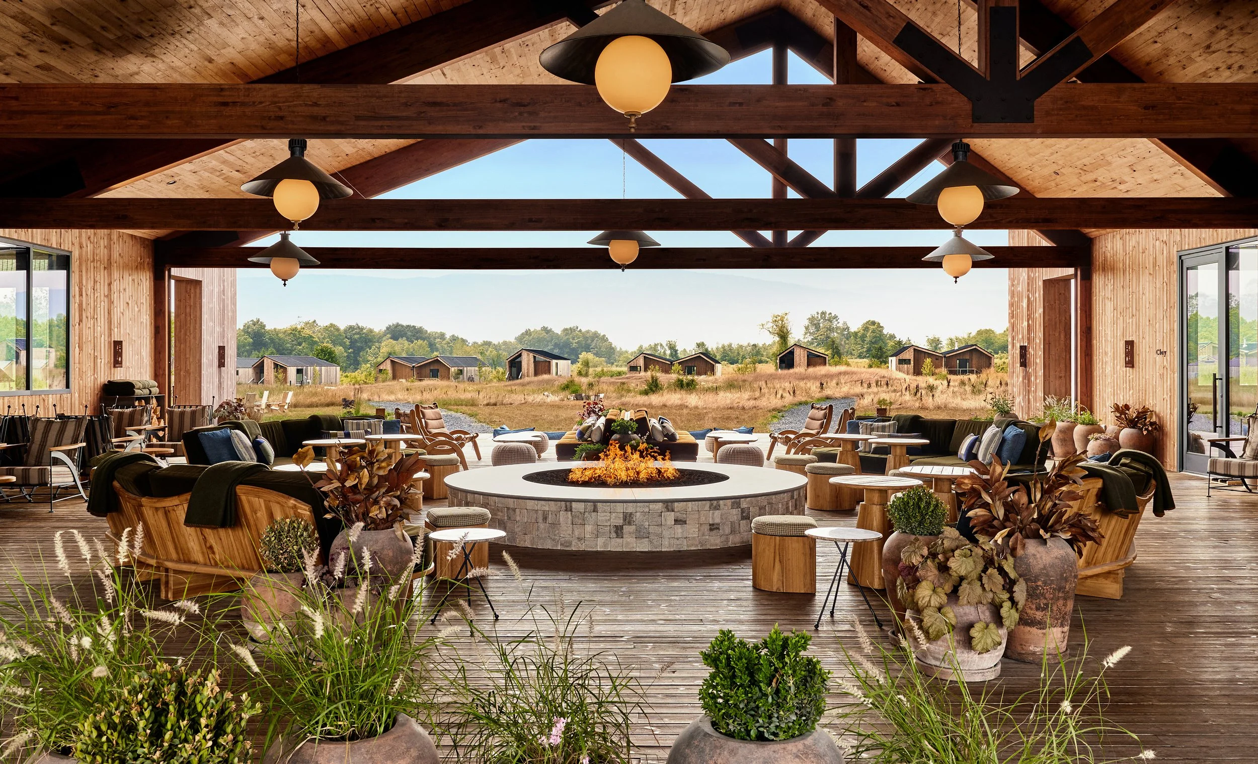 NoeDeWitt_Auberge_WildflowerFarms_Copyright-2024_067.jpg
