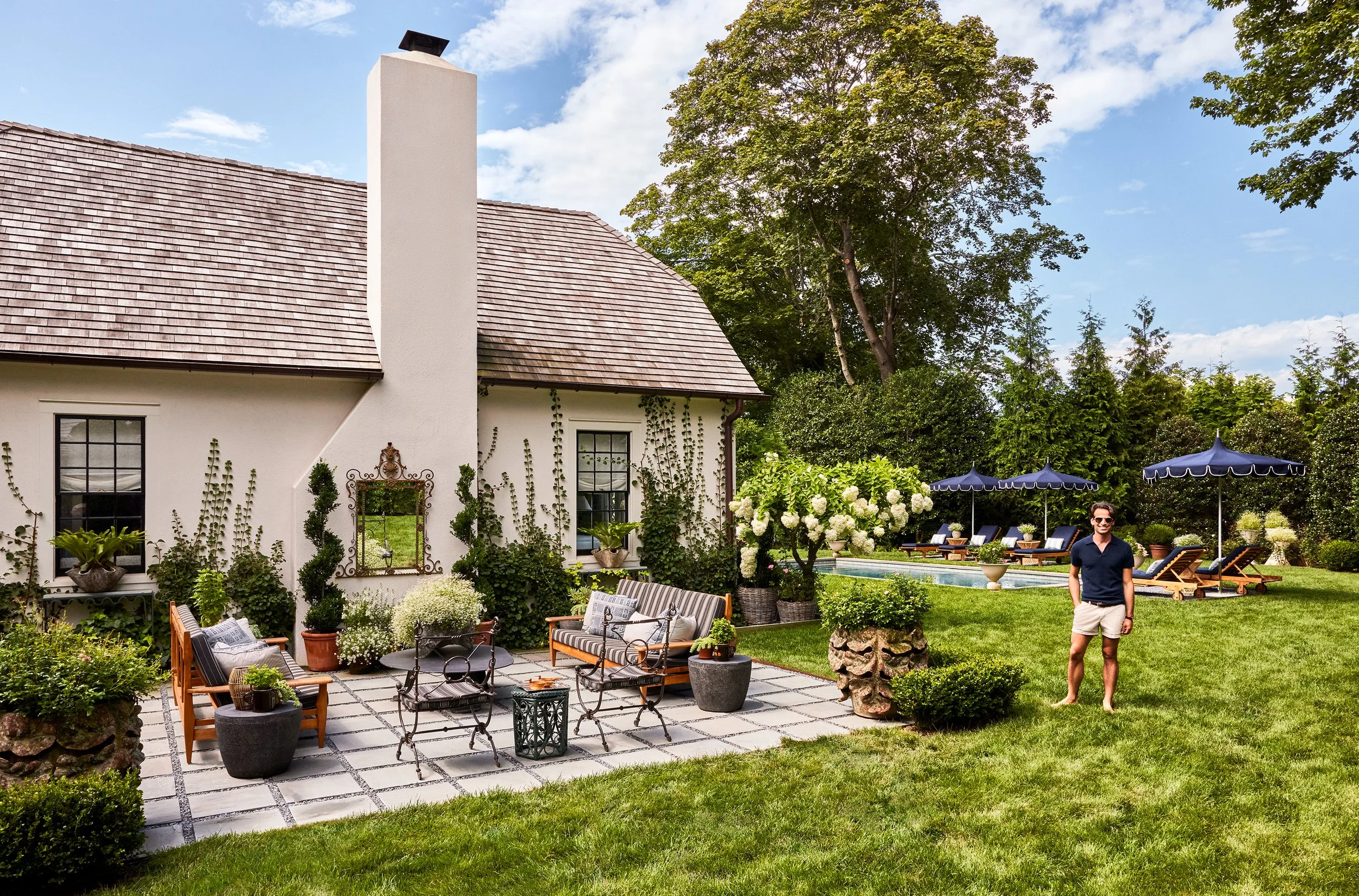 NoeDeWitt_ElleDecor_NickOlsen_SagHarbor_Web_Layout8.jpg