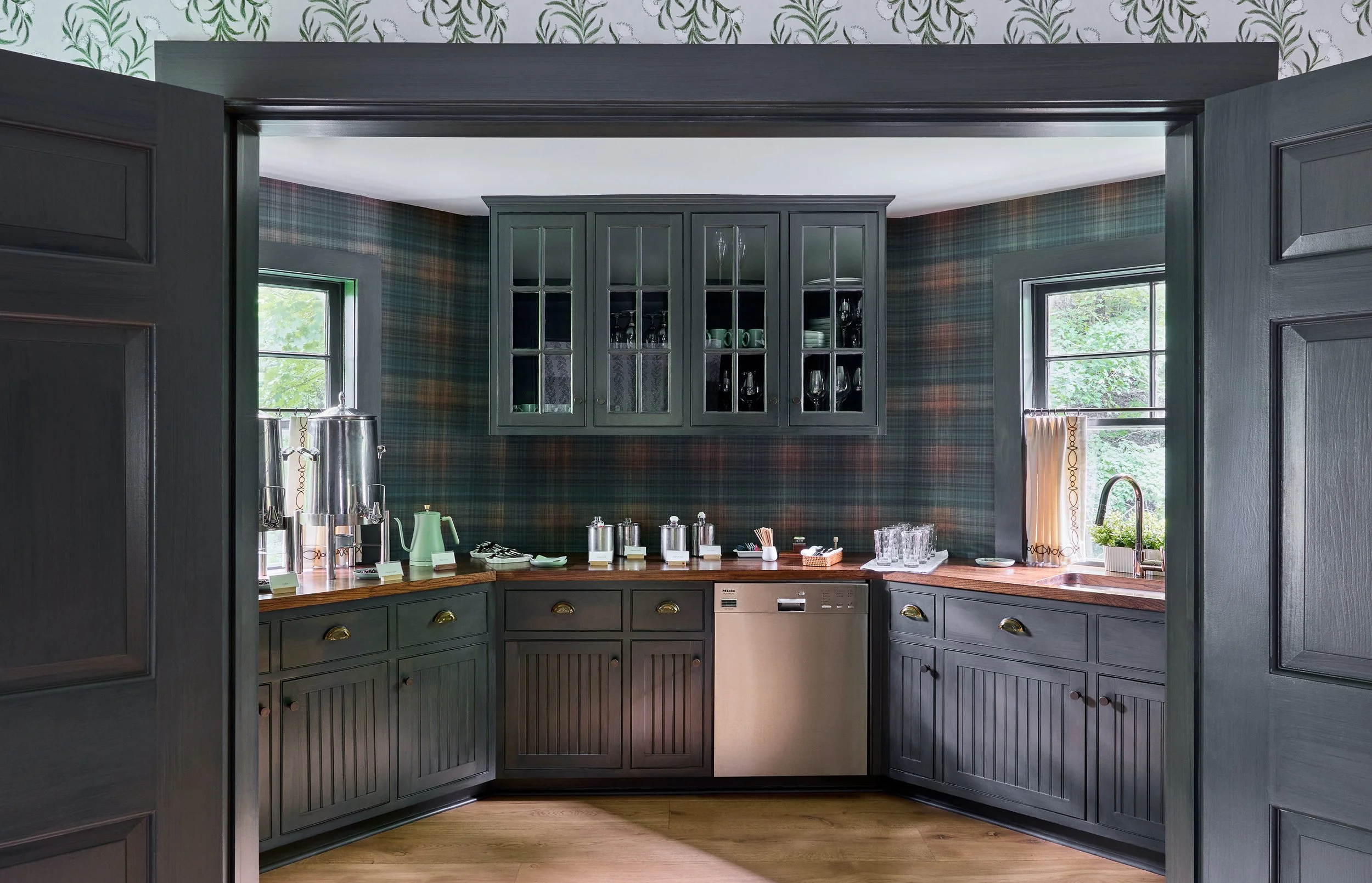 NoeDeWitt_Auberge_MayflowerInn_2025_Web_Layout33.jpg
