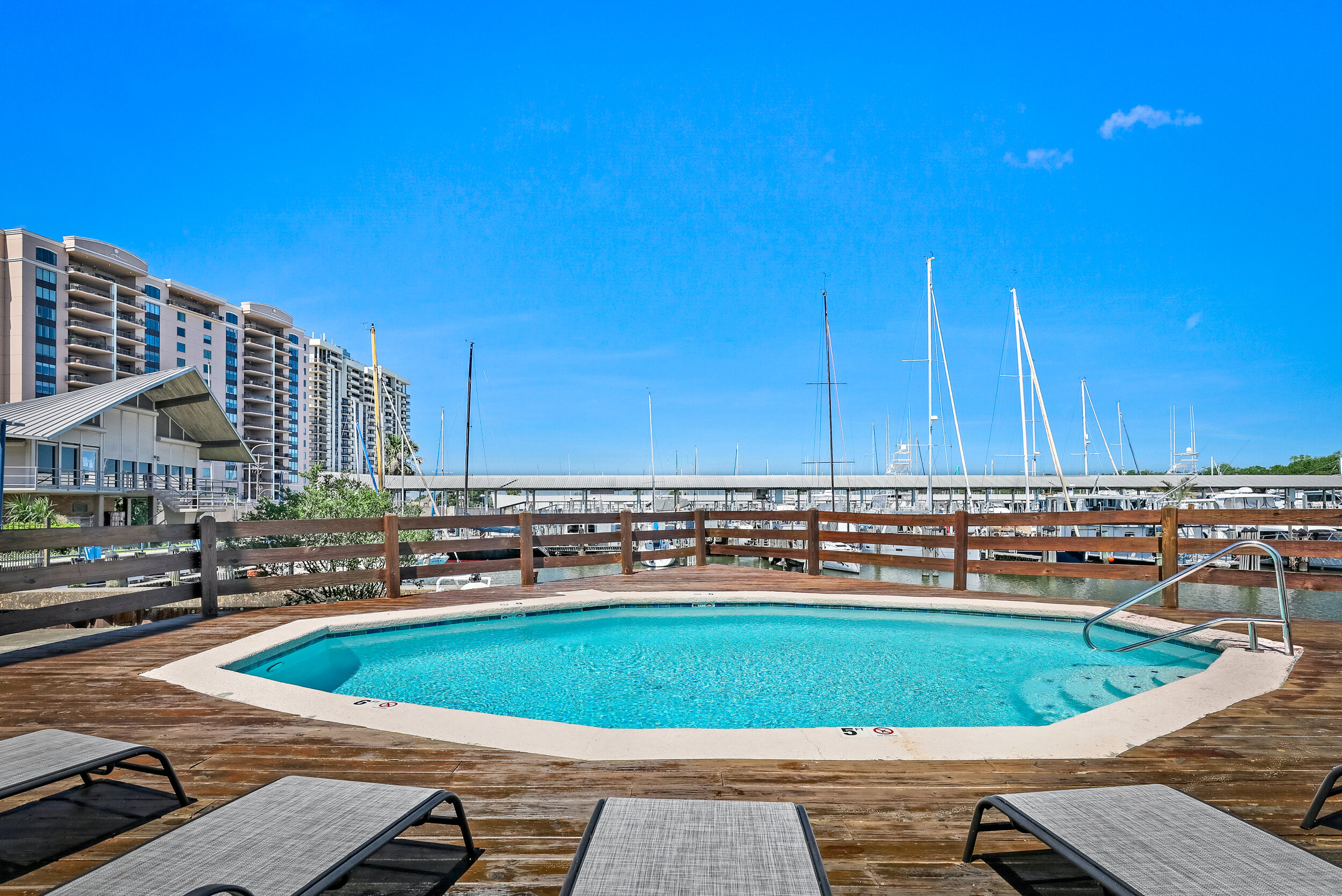 sailboat bay apartments