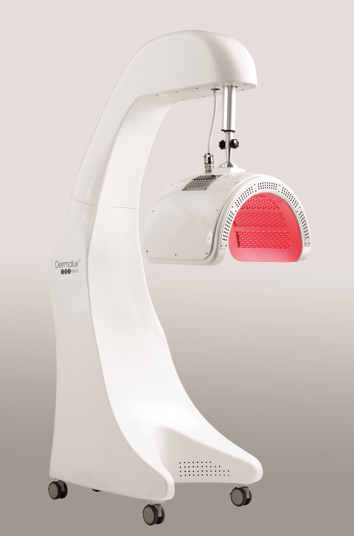 Dermalux Tri-Wave Image.jpg