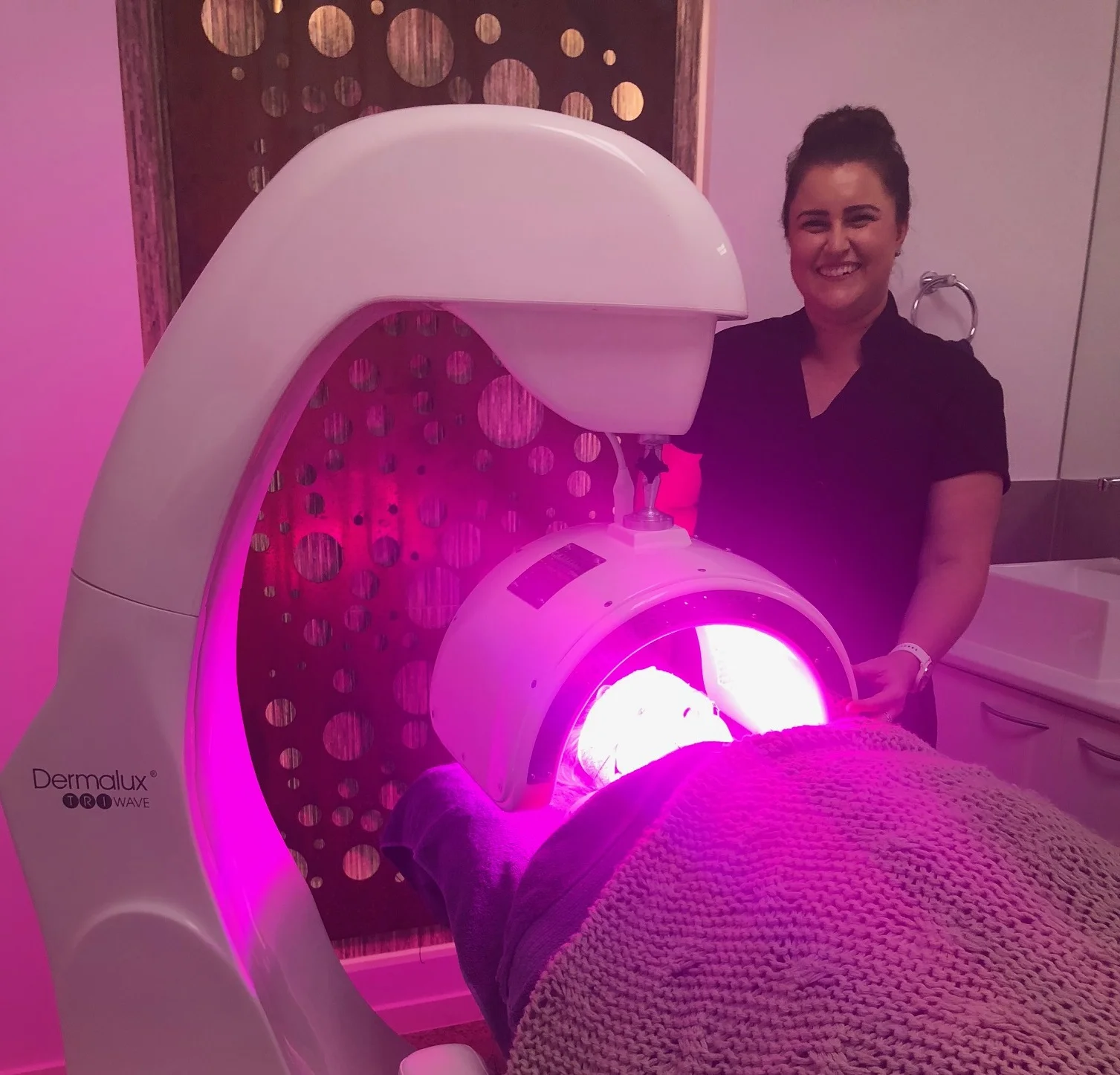 Sarah from Headlines Hair & Beauty Hervey Bay.jpg