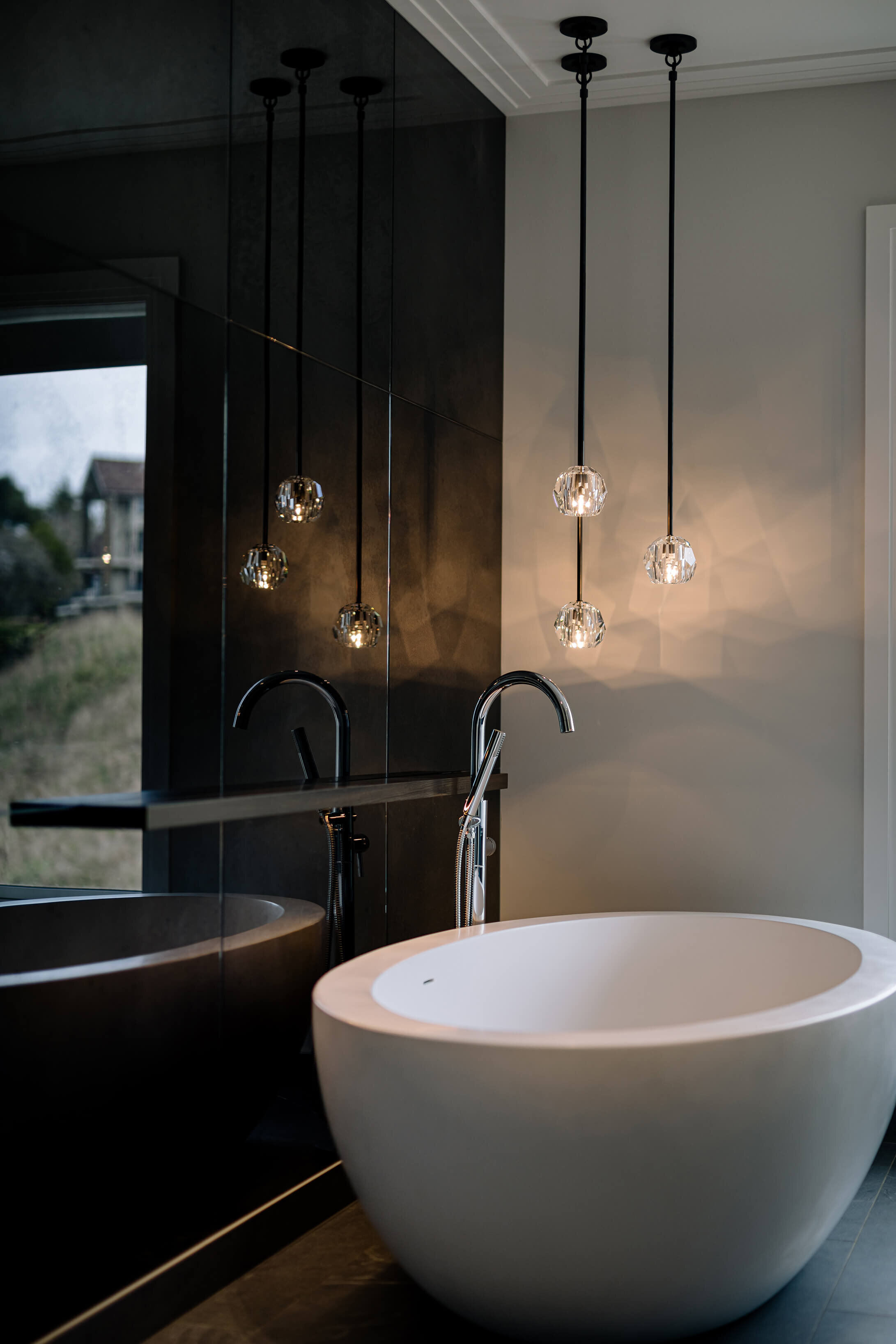 Tawa Architecture_River House_Ensuite_Bath_Portrait_web.jpg