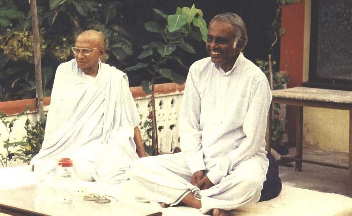Anagarika Mundindra-ji and Godwin Samararathne, Bodh Gaya India