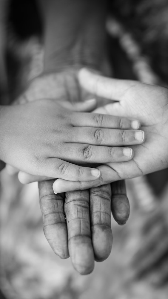 adult-black-and-white-child-736428.jpg