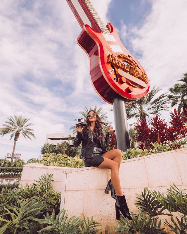 GIVEAWAY Closed✨✨🤘🏽 🎸 
I&rsquo;ve teamed up with @hardrocktampa to give you guys the chance to win $100 gift card to use at your stay🌴 !! To Enter here are 3 simple Rules:
.
.
.
1: Must be following @jenkvieira and @hardrocktampa 
2: Like this ph