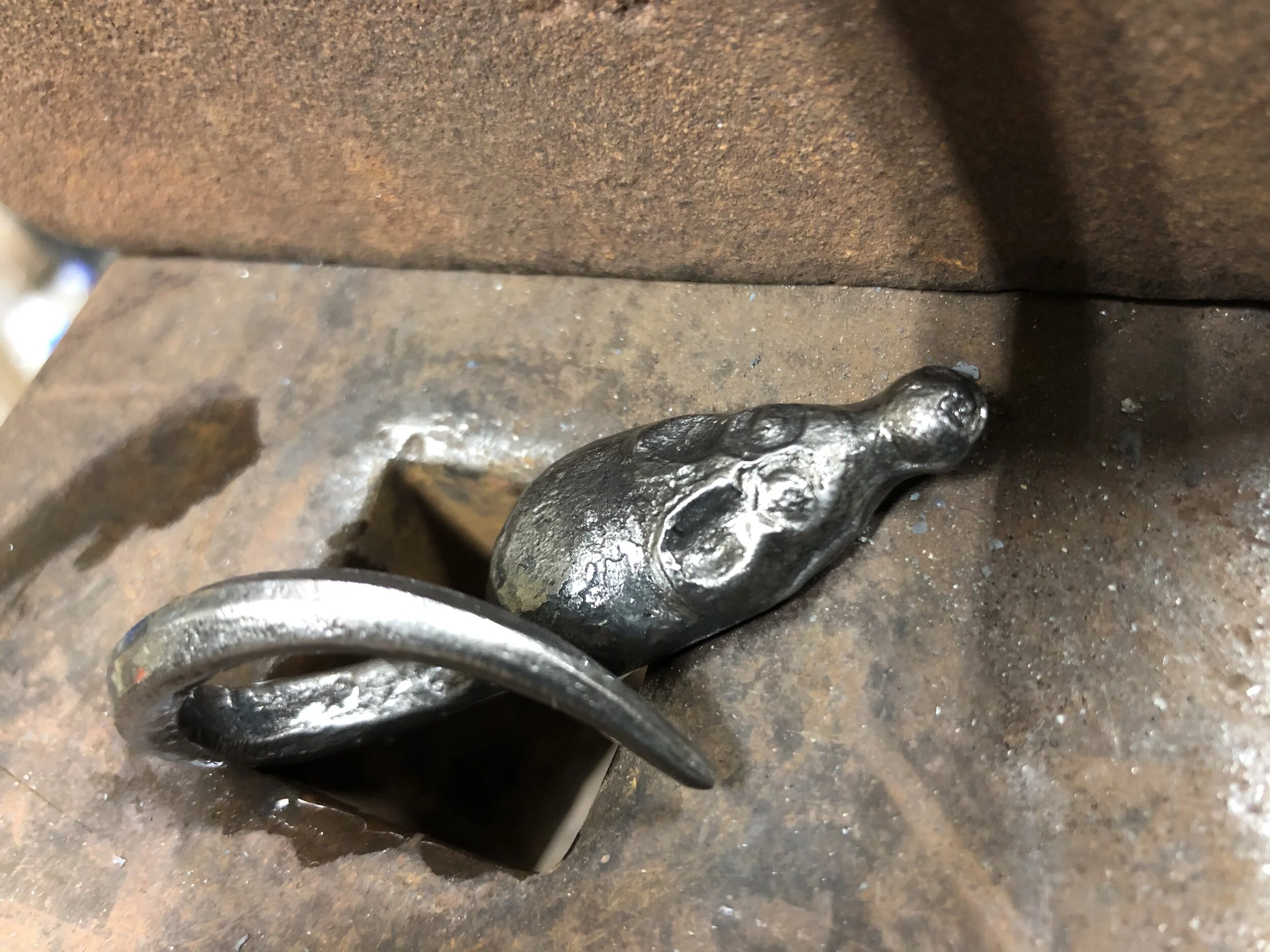 Iron Mouse in the Mouse Hole Anvil