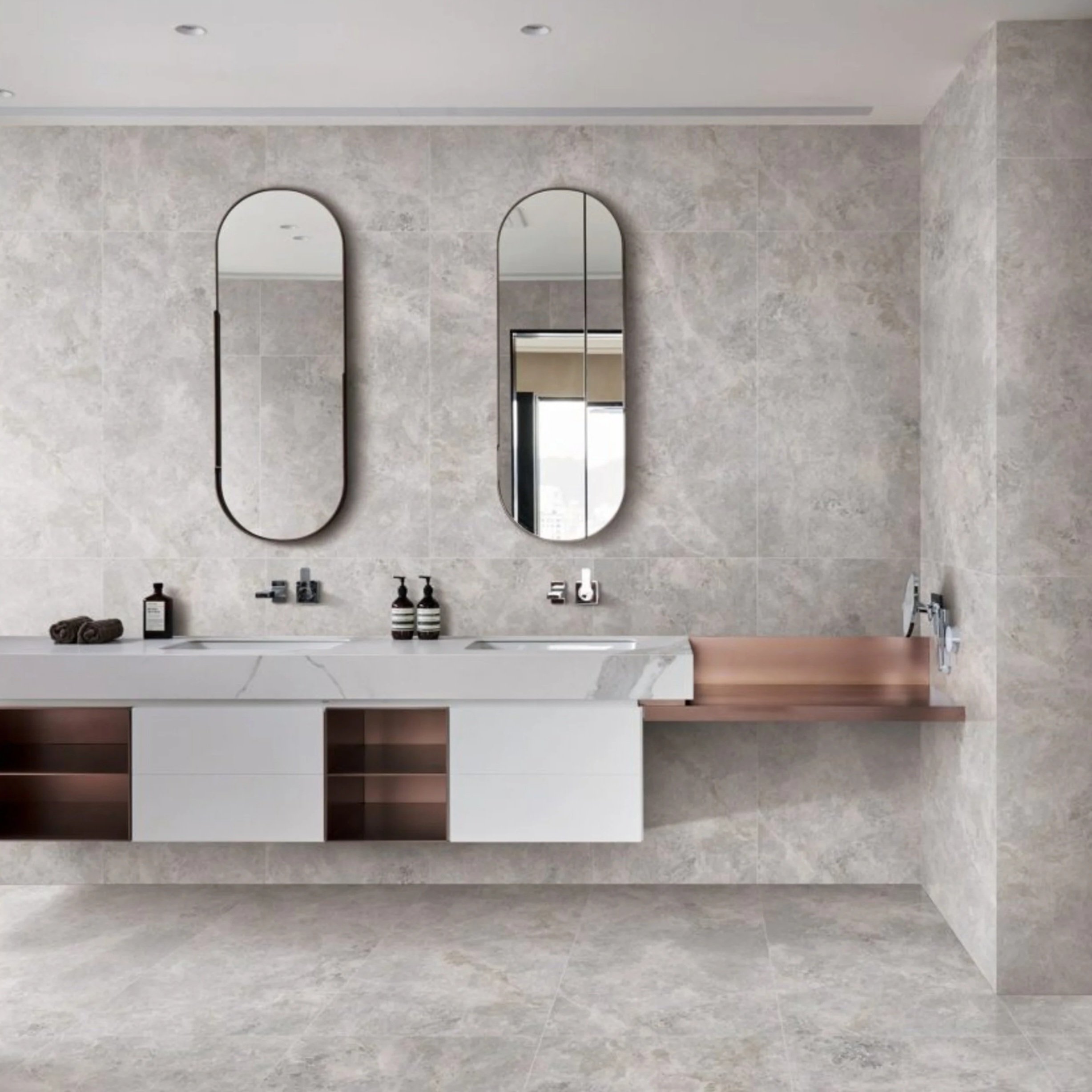 Dakota-Tiles-Bainham-Storm-Matt.jpg