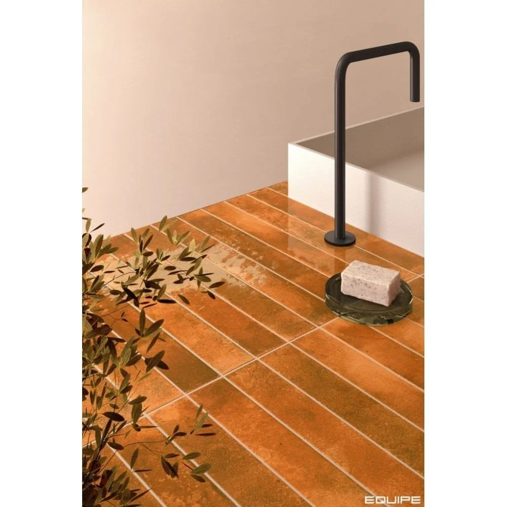 Nairobi Fire Gloss 50x400#3.jpg