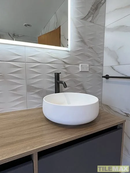 Lewis Creek Deco 450x950 #1.jpg