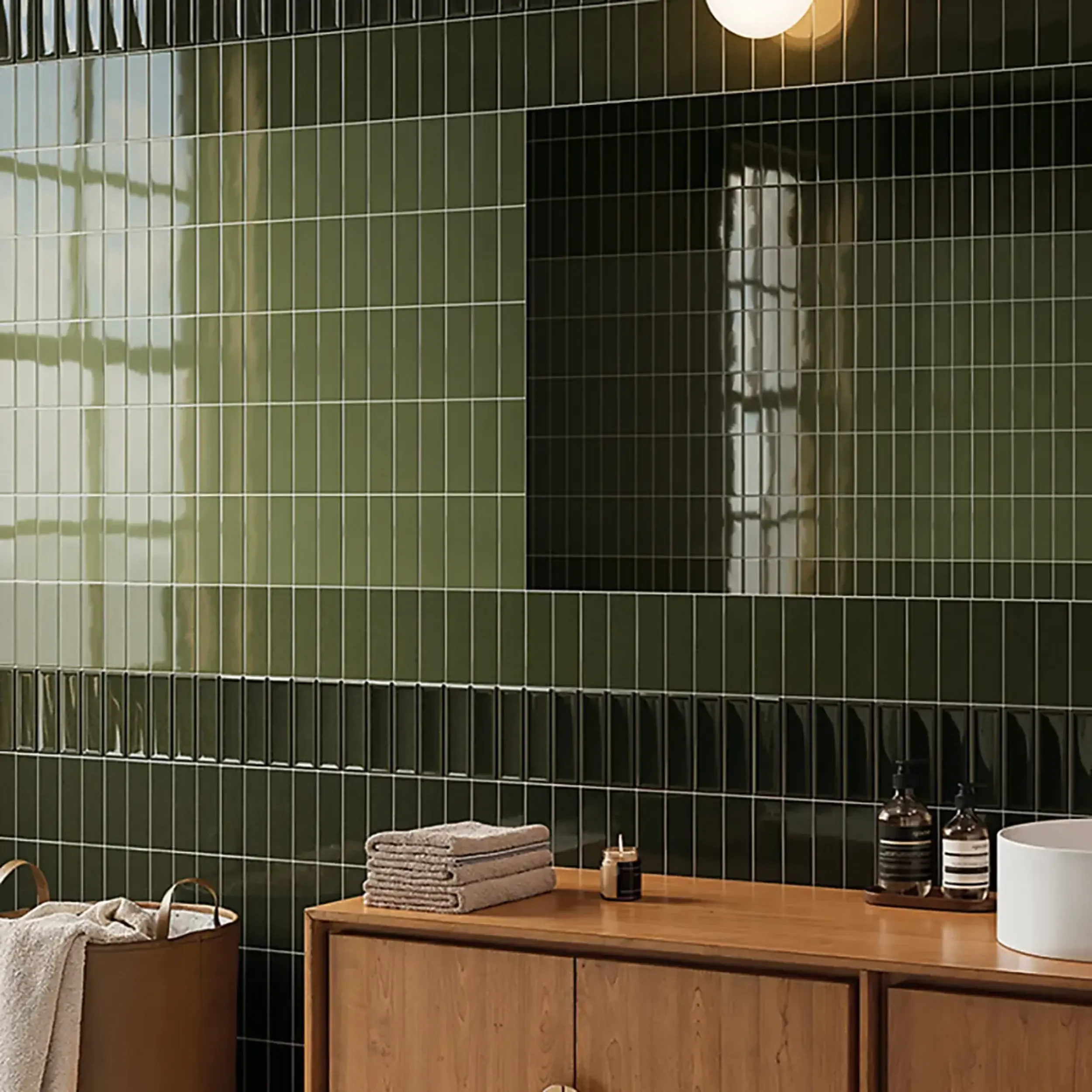 Dakota_Tiles_Chicago_Light-Emerald.webp