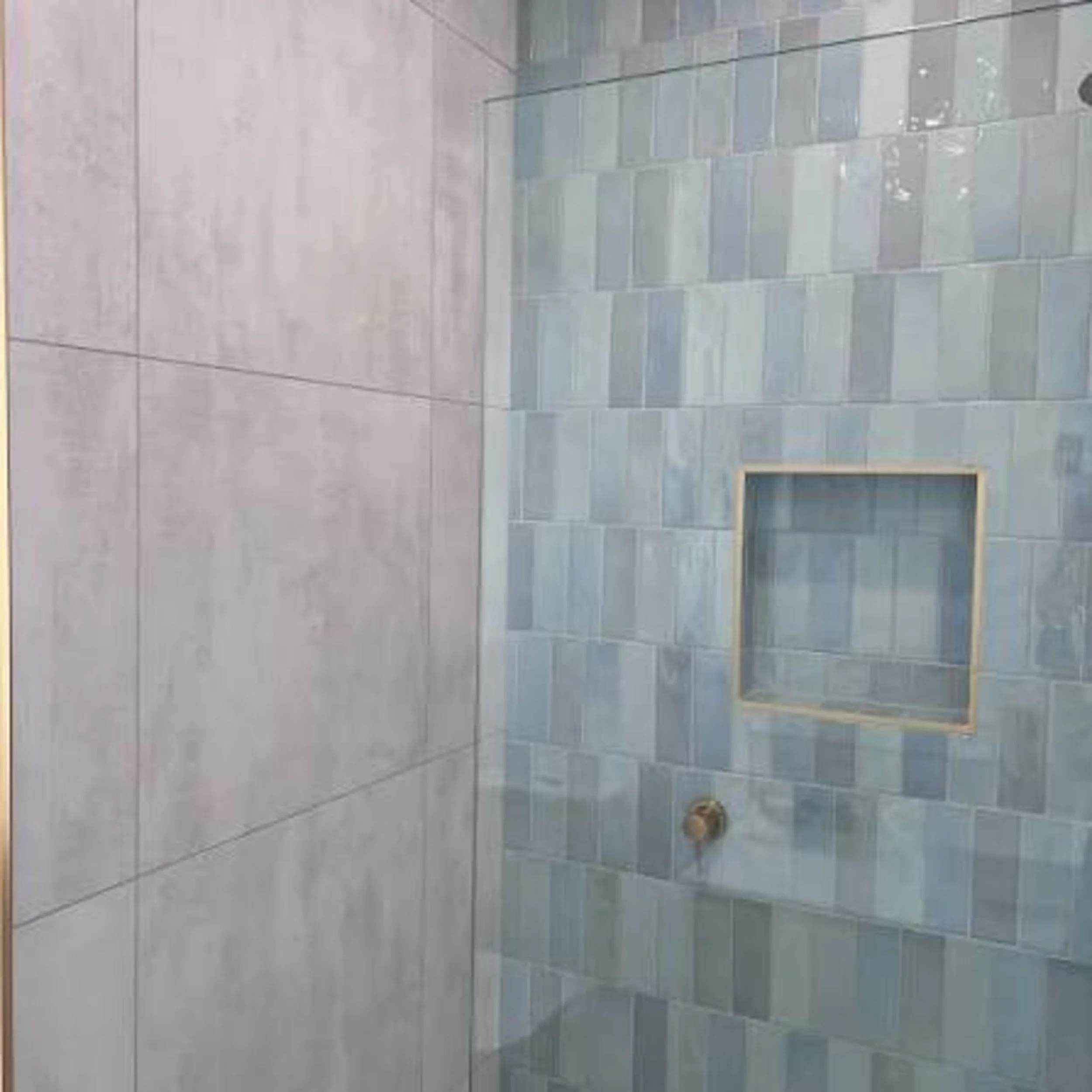 Dakota_Tiles_Maple_Sky_View.jpg