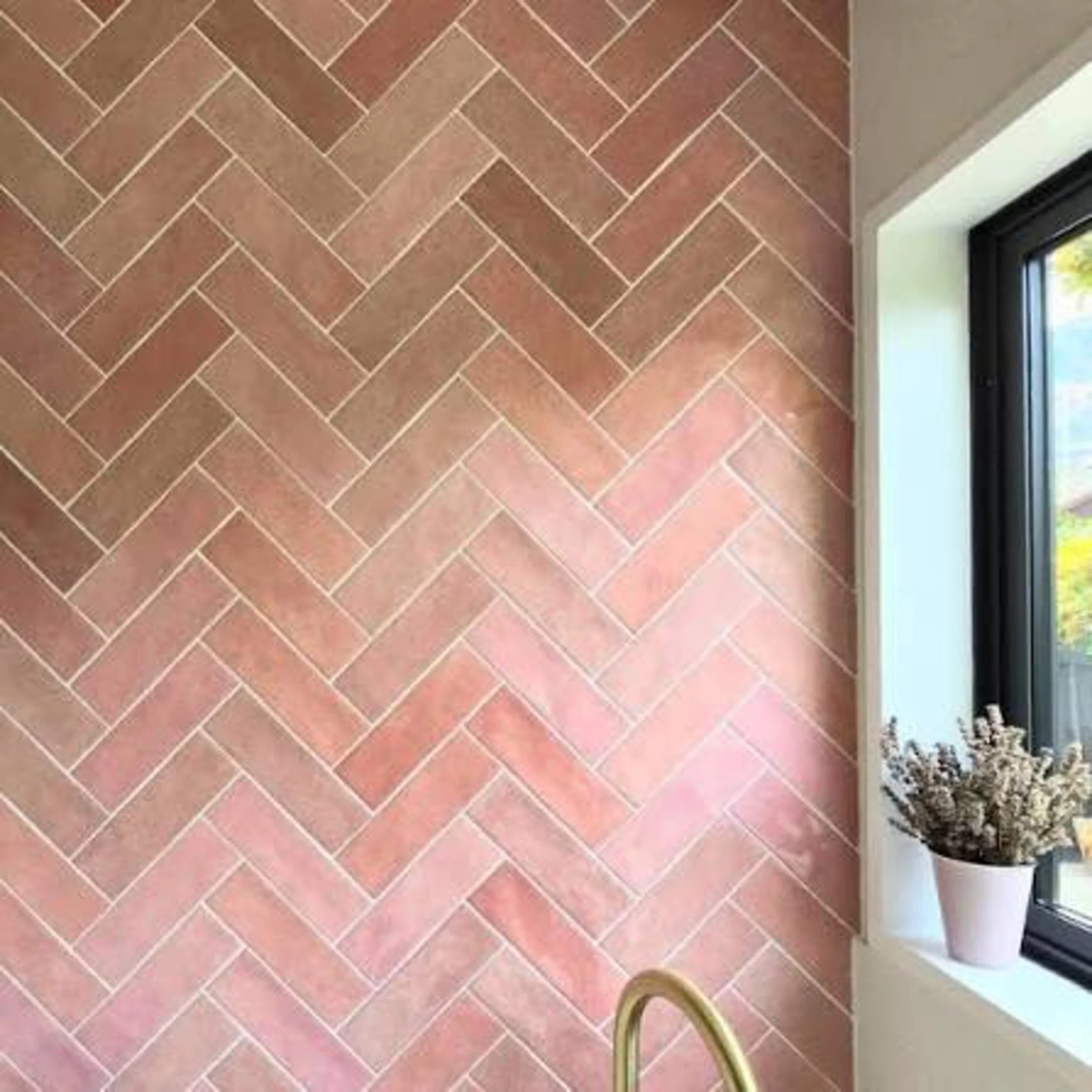 Dakota_Tiles_Maple_Pink_Candy.jpg