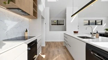 Oasis Wide Blond Oak #1.jpg