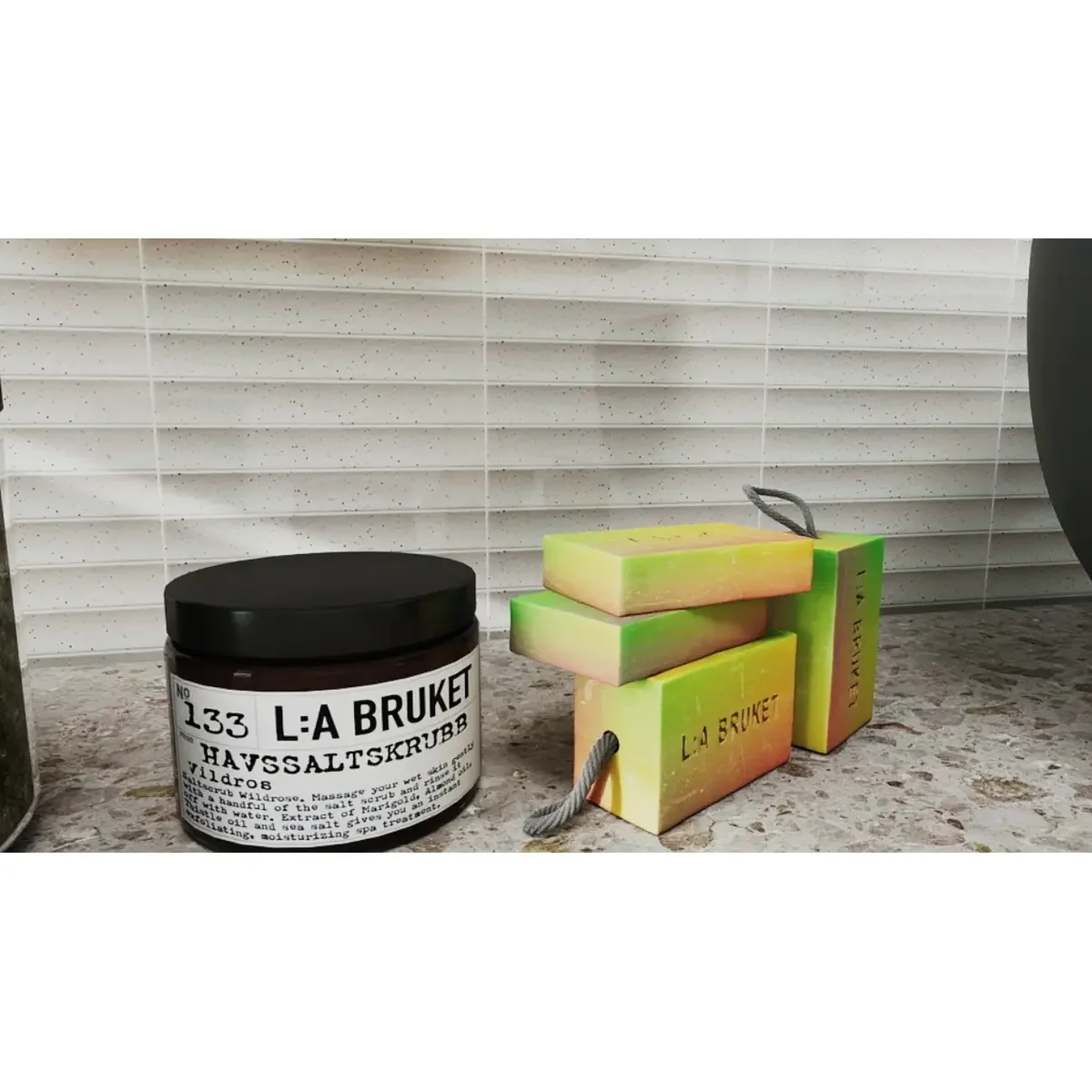 Dappled White Kitkat 296x299#1 (1).webp