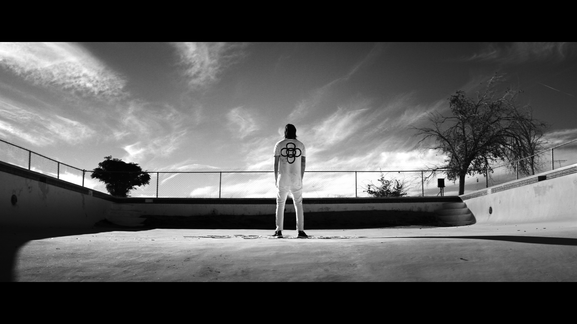 alesso less is more henrik hanson