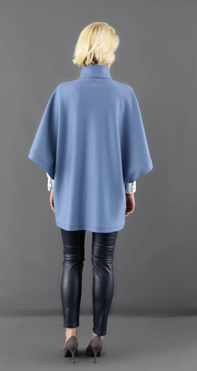 Cape-T+hellblau_3.jpg