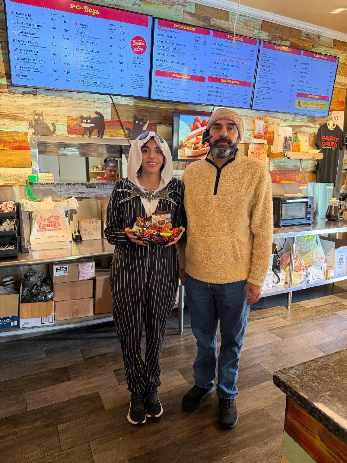 Come see us today for some Po-Boys and candy! Happy Halloween! 🎃👻
#poboy #poboyexpress #bestpoboy #holloween #225batonrouge