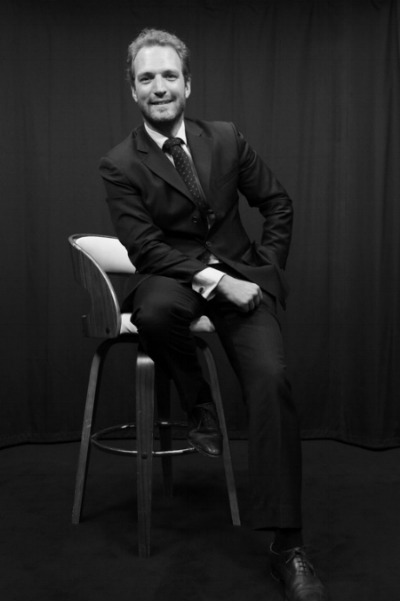 PHOTO AXEL PROFIL BD.jpg