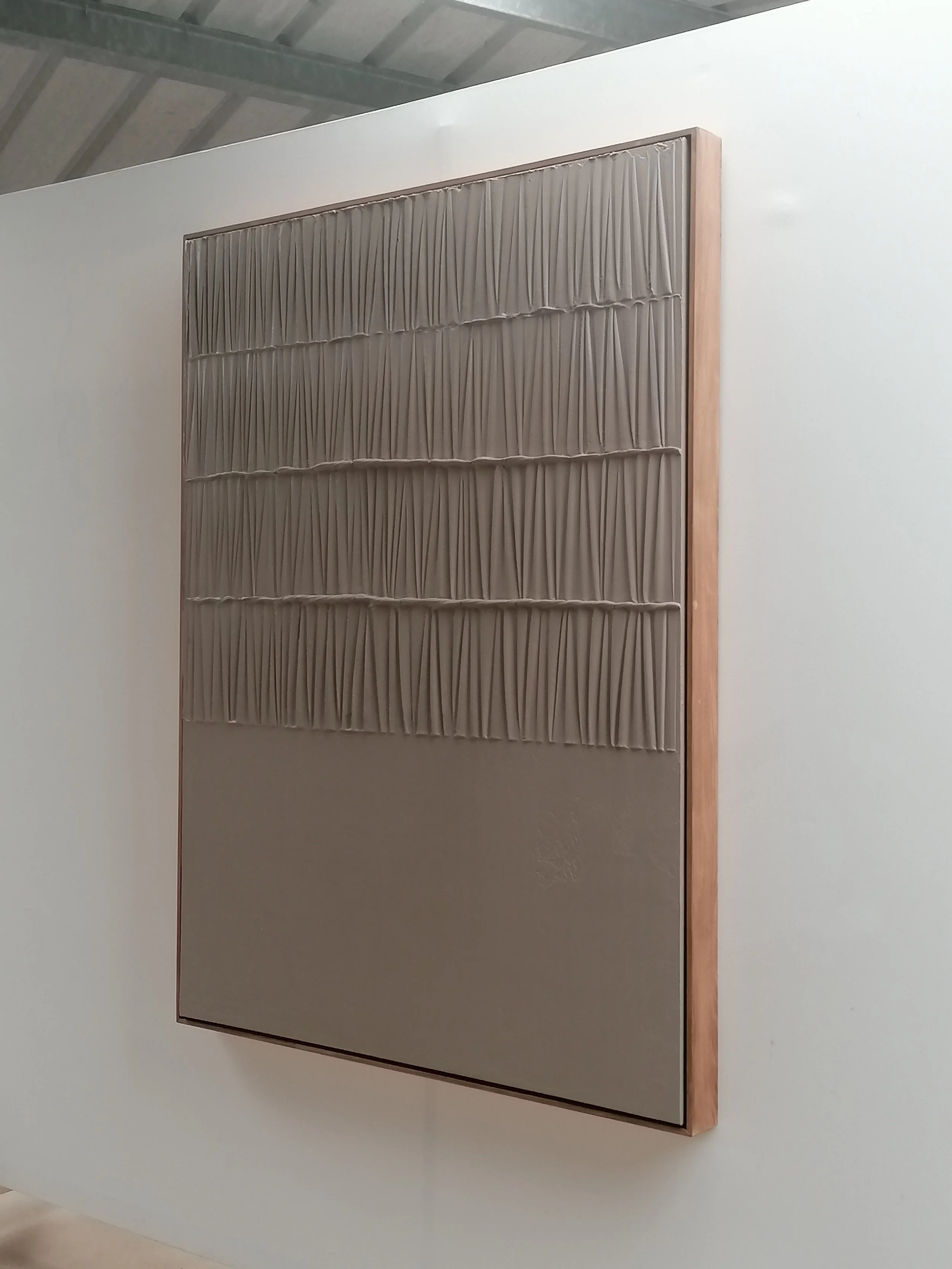 Oeuvre de l'artiste Julian Arnaud exposée à la Galerie Sarto Paris 7