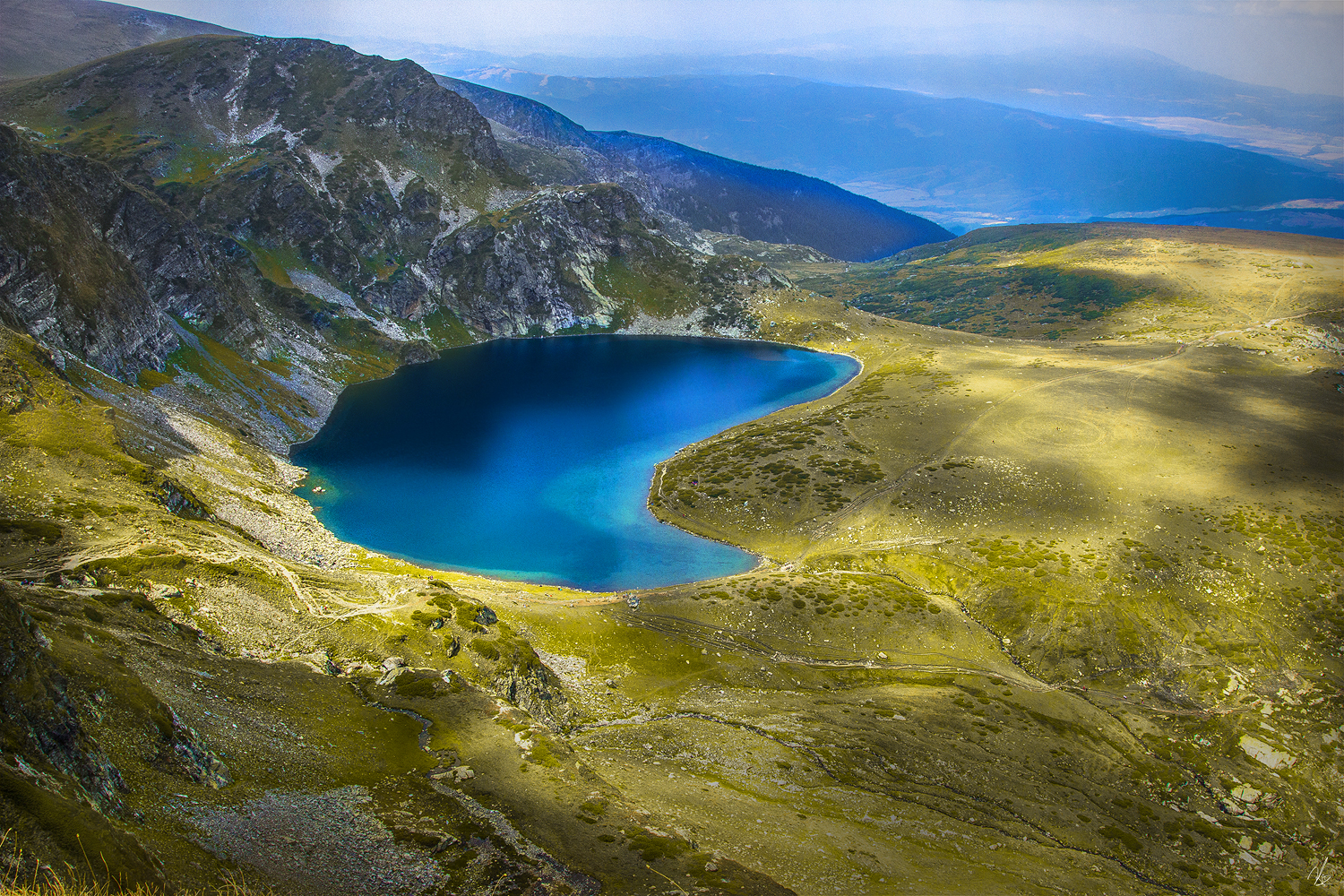 Kidney-Lake, one of seven lakes.