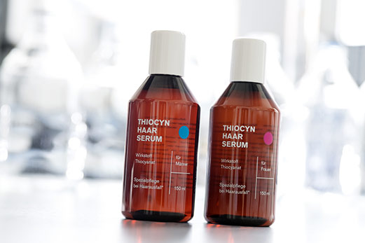 thiocyn-haarserum-flaschen-labor.jpg