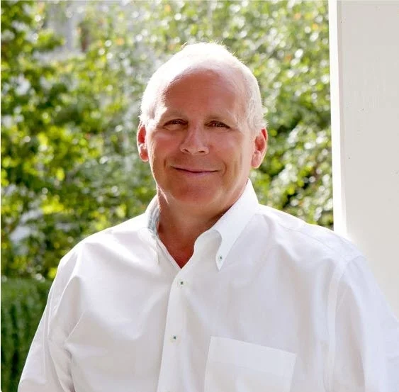 Ray's Profile Photo.jpg