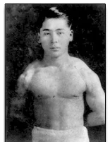  Seikichi Toguchi (18 yrs)