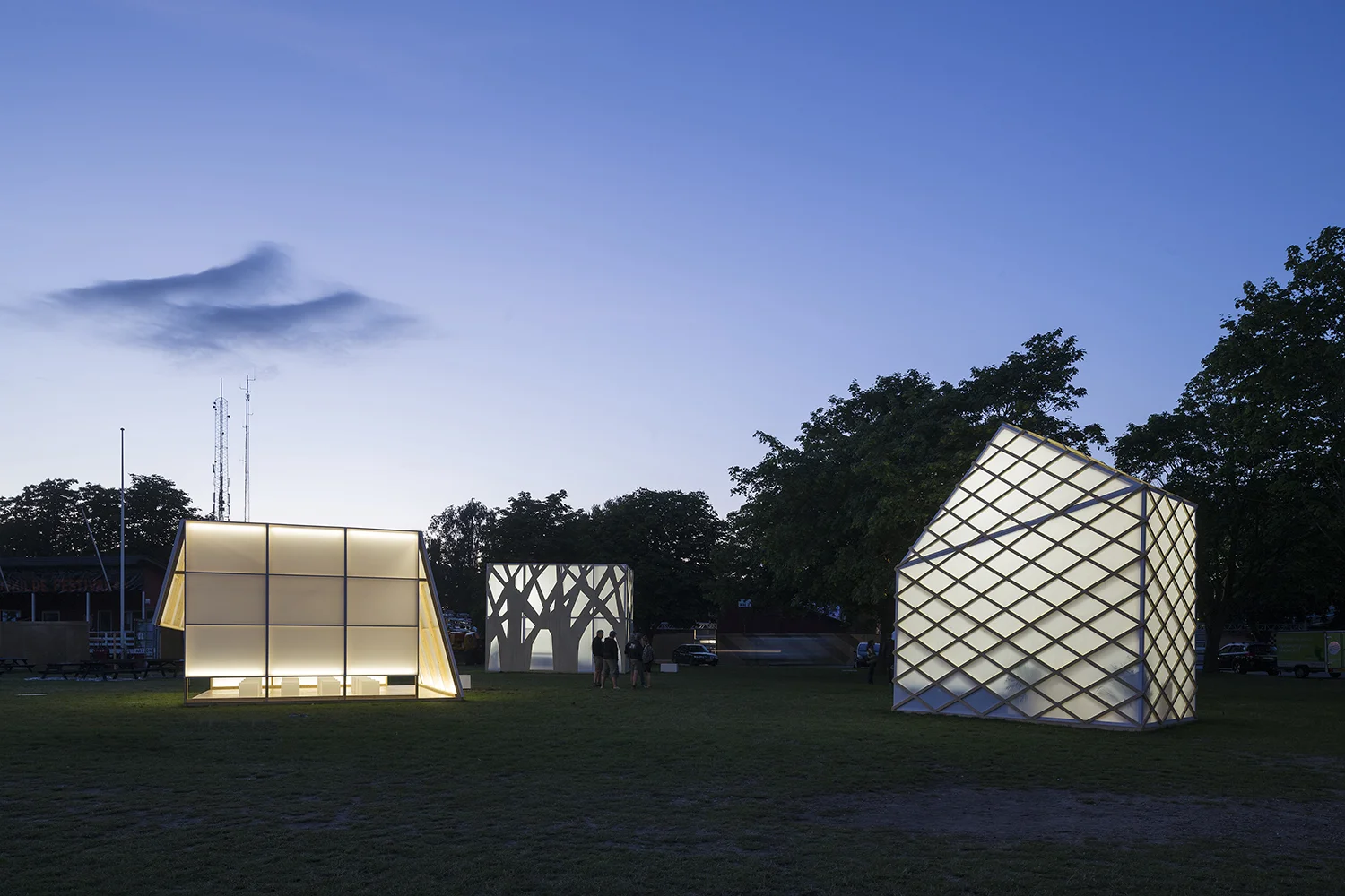 Superflex Flagship Shelters på Roskilde Festival, 2016 | Foto af Torben Eskerod.