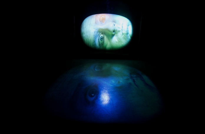 Videokunst af Tony Oursler på ARoS i august 2014.