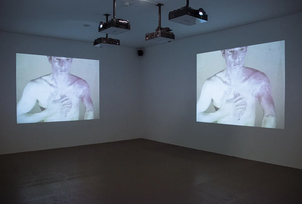 Bruce Nauman, Art Make-up | Photos by Rikke Luna & Matias © I DO ART Agency.