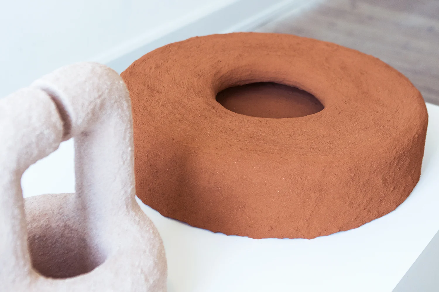 Carl Emil Jacobsen, Powder Variations | Foto af Rikke Luna & Matias © I DO ART Agency.