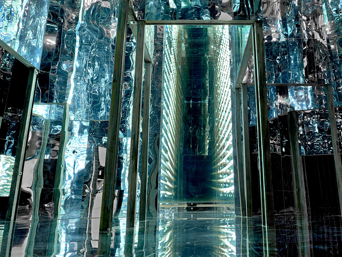 Lee Bul, Negativa II, Lehmann Maupin, New York, 2014.