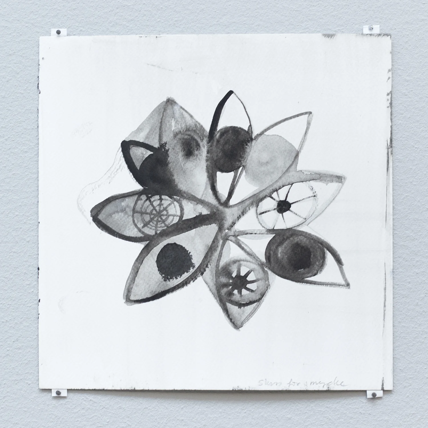 "Skitse til evighedsblomsten", 2016 (Blæk på papir) | Foto © I DO ART Agency.