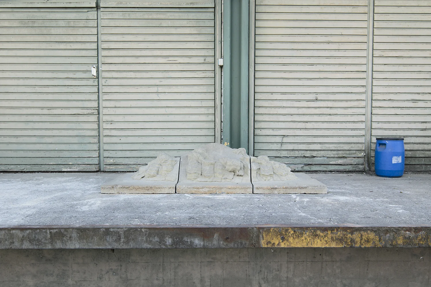 Esben Kleemann "Nedsmeltning" (Betonværker, 2010-2017) | Foto © I DO ART Agency.