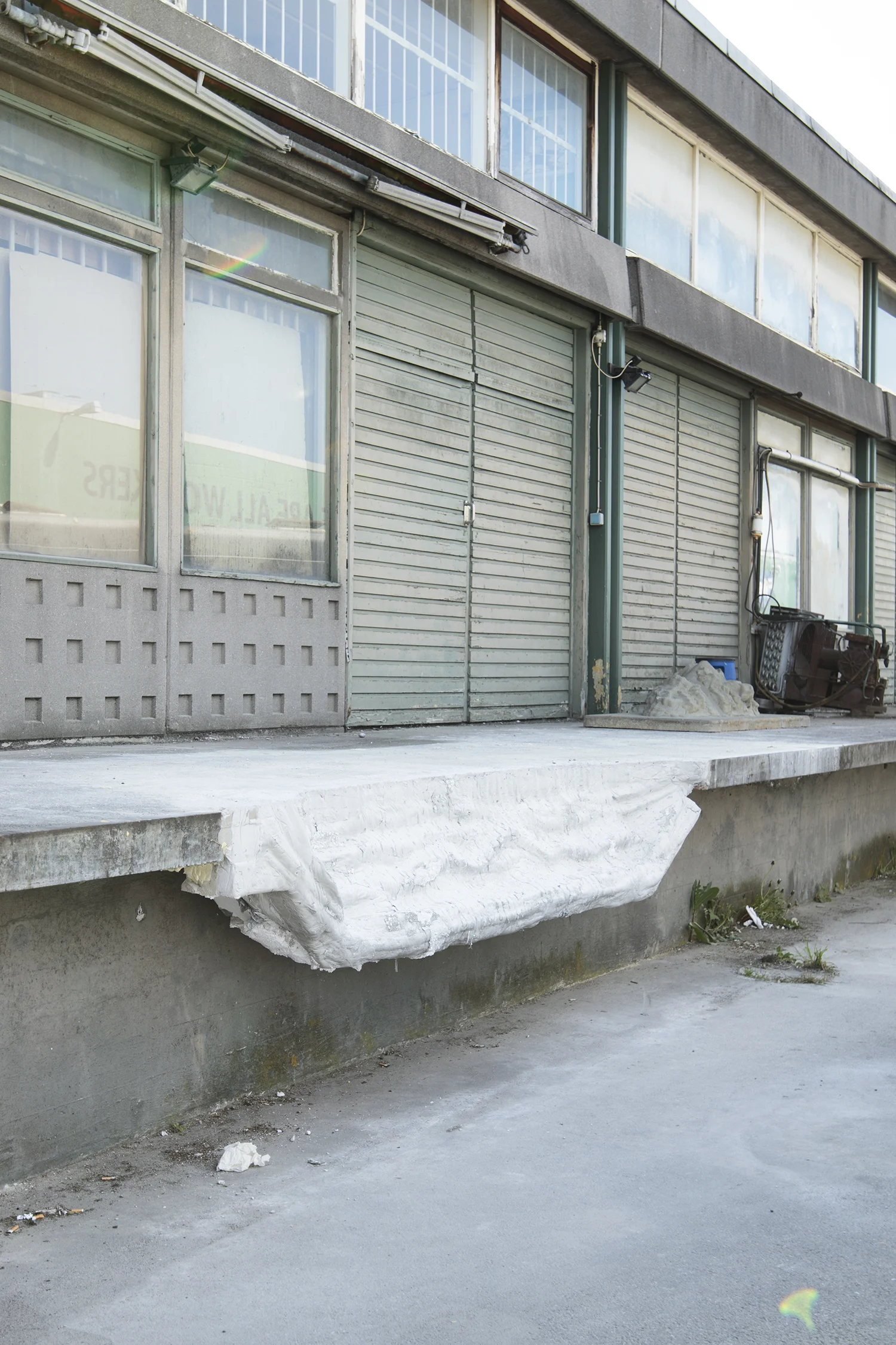 Esben Kleemann "Nedsmeltning" (Betonværker, 2010-2017) | Foto © I DO ART Agency.