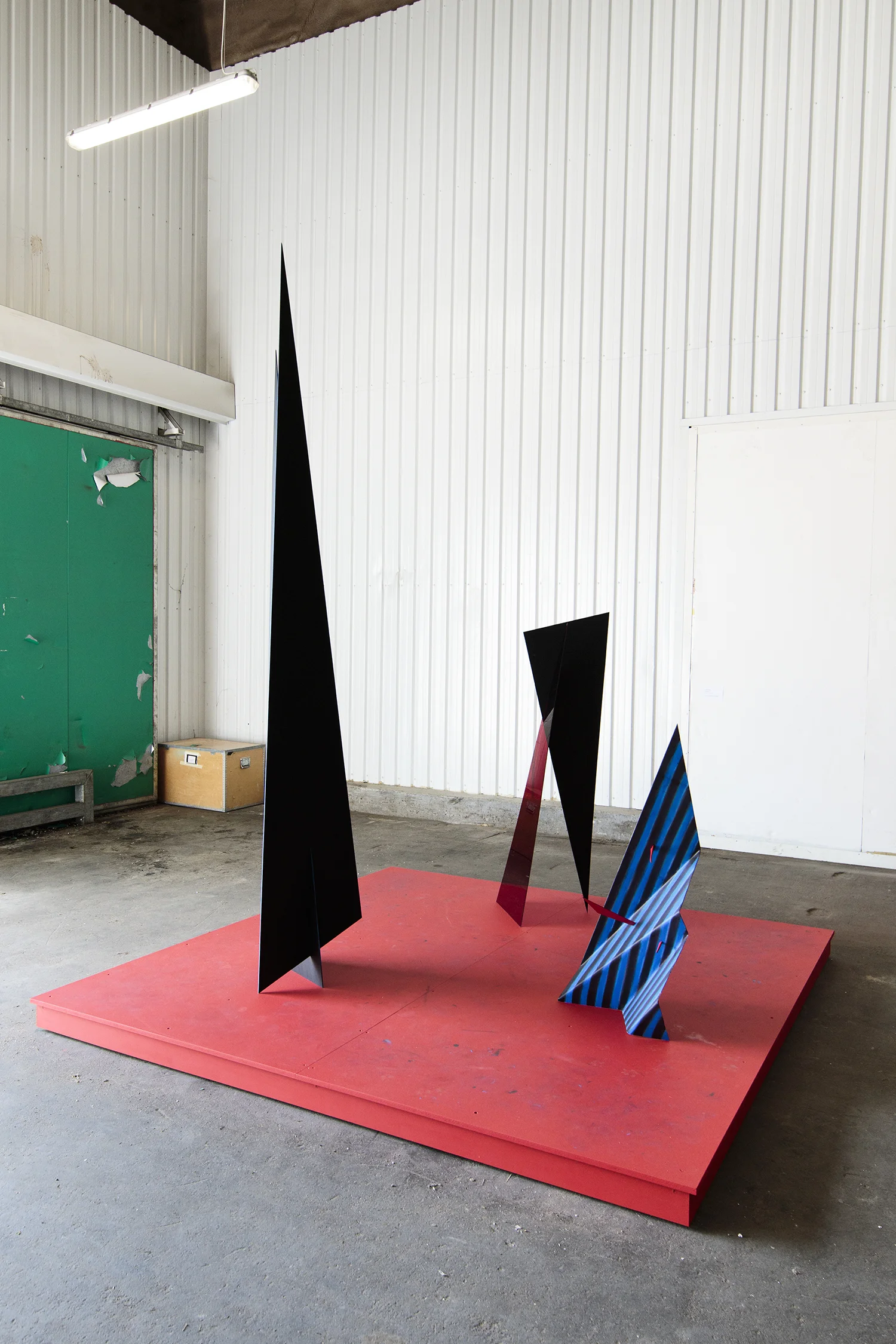 Amalie Jakobsen "Untitled", 2017 (Aluminum og akrylmaling) | Foto © I DO ART Agency.