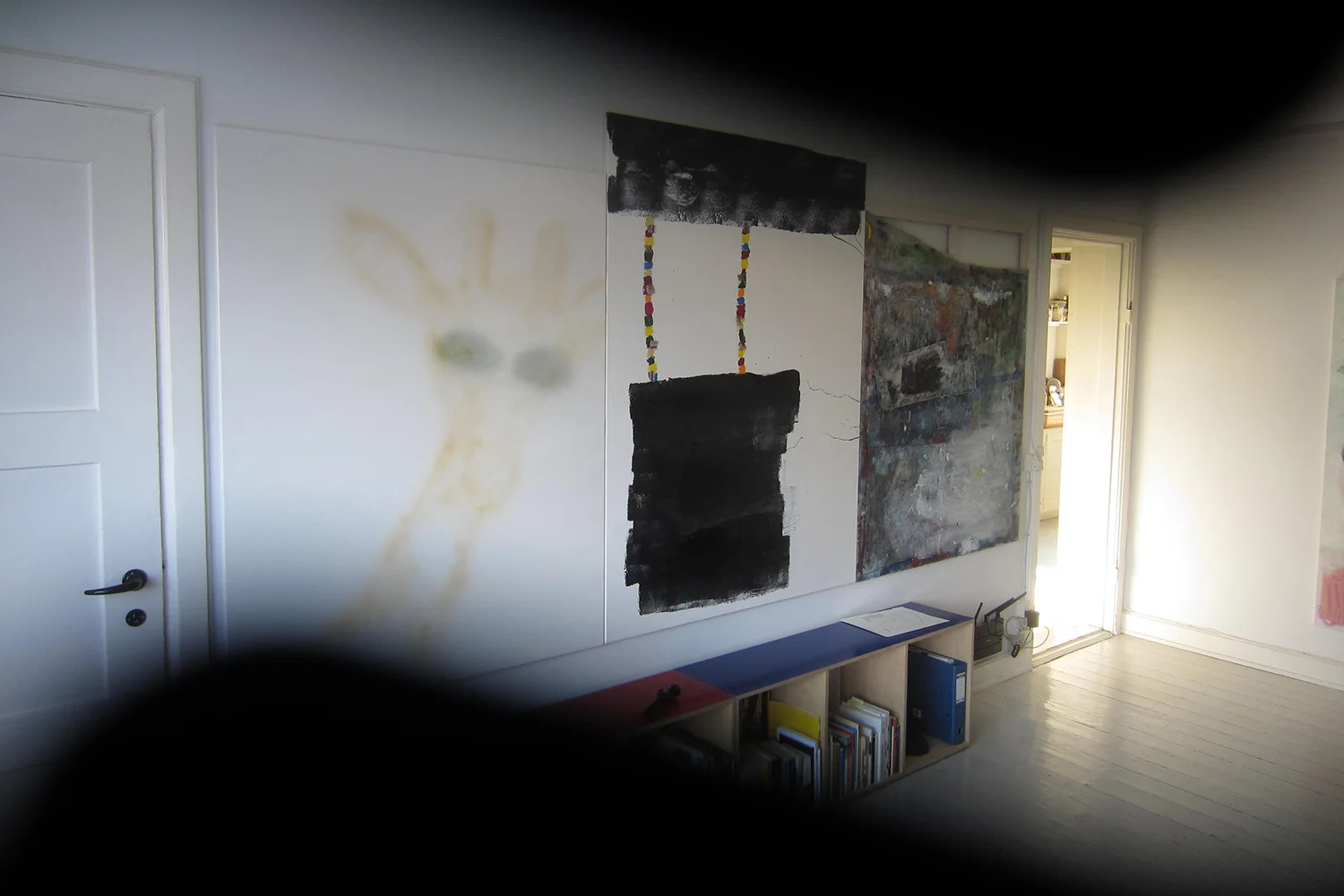 JIR SANDEL Lukket: Marts 2019. "JIR SANDEL is an artist-run platform that deals with presentation and placement of art today. One of the concepts of JIR SANDEL is to work peripatetically to test various frames of influence on the idea of an exhibition. JIR SANDEL is a non-profit platform since 2016. The platform is run by Mads Lindberg and Magnus Frederik Clausen." Adresse: Skiftende (hold øje på hjemmesiden). Links: Jirsandel.net | Instagram Foto: Jir Sandel, 2018.