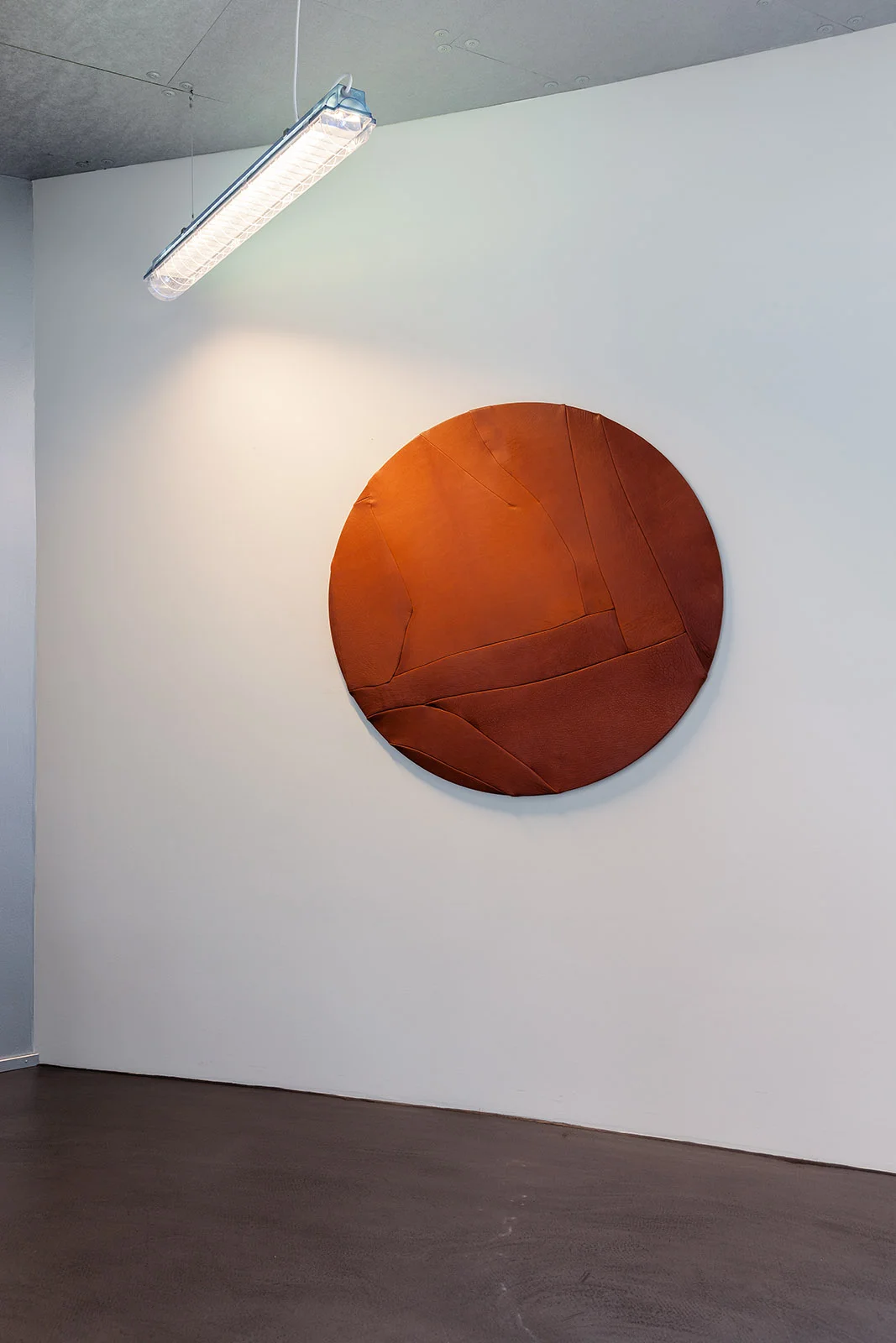 Mødelokalet "Venus", Læder Objekt. Foto: Morten Barker.