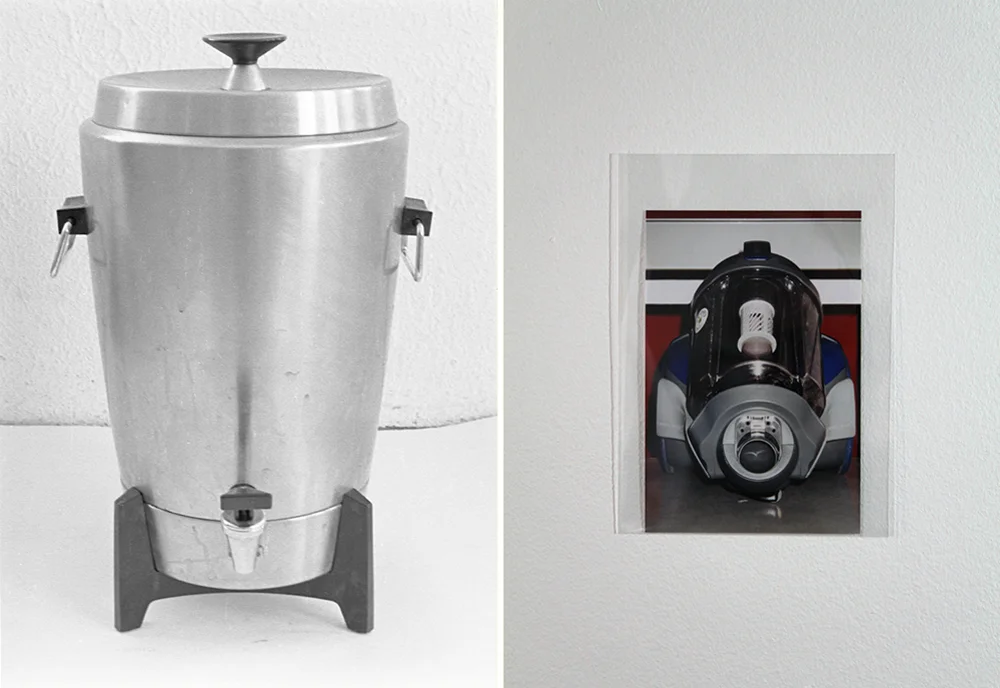 Tv: Michael Smith, My First Photograph, 1972. | Th: Sara Deraedt, Samsung, 2015. Courtesy the artists.