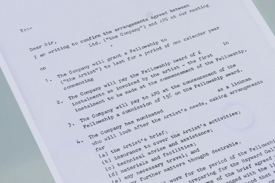 Artist Placement Group, Contract Draft (Michala Paludan, Life Without. Primer, 2018). Foto: David Stjernholm.