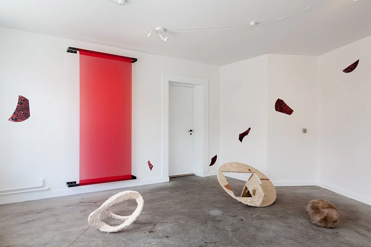 Louise Sparre, Status er PULS, installation view, SE. Foto: Morten Barker.