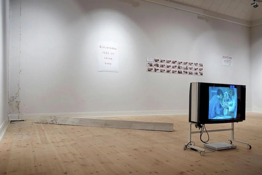 “Post Institutional Stress Disorder (PISD)” (installation view). Foto: Kåre Viemose.