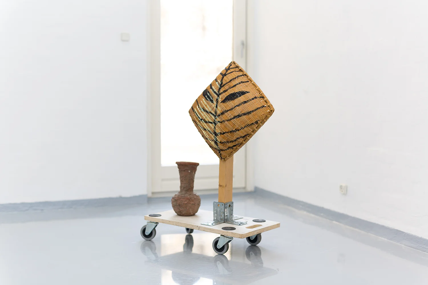 Javier Tapia “The Lumumba System,” 2019. Foto: Jonas Søgaard Lauridsen.