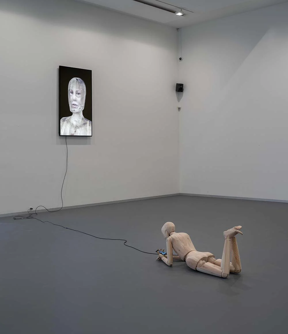 Sidsel Meineche Hansen “Difficult to work with?,” 2019. Photo: Anders Sune Berg. Courtesy the artist and Rodeo London/Piraeus.